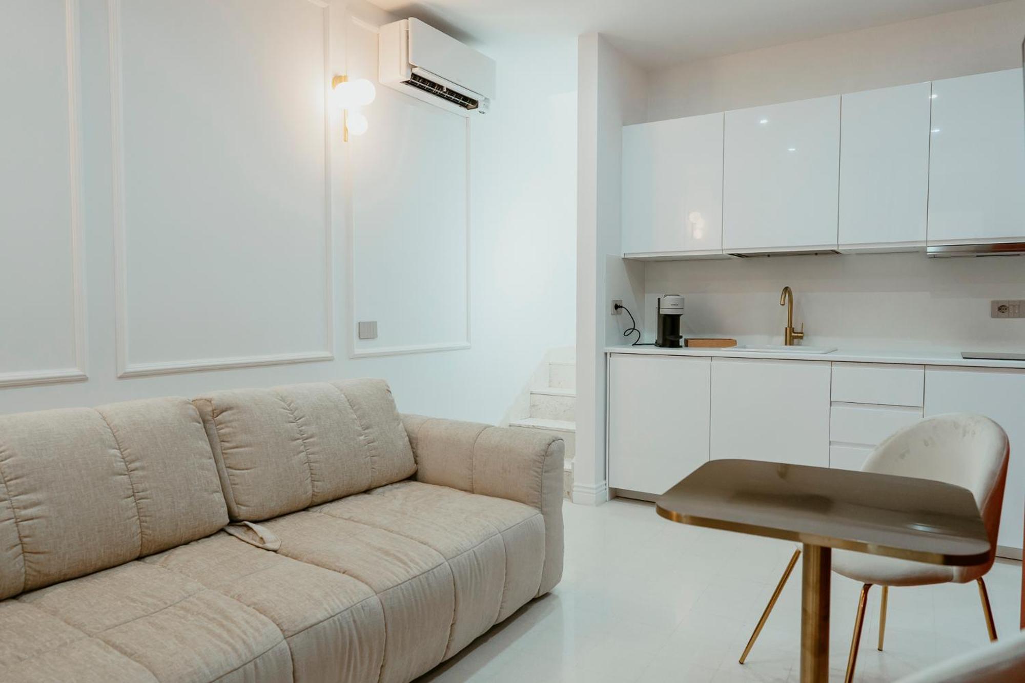 Luxury Apartment-Quartieri Spagn By Alux38 나폴리 외부 사진